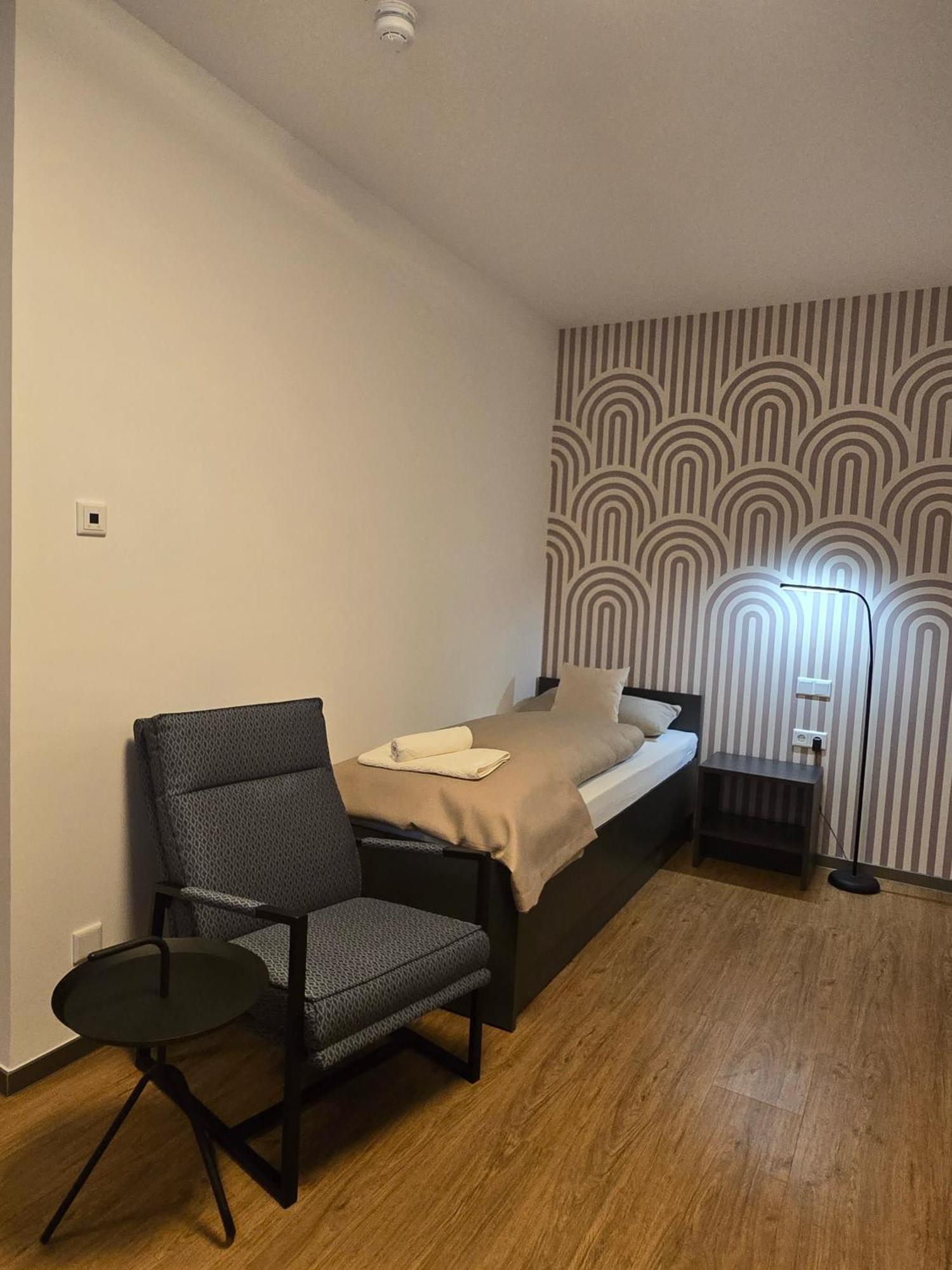 Fair N Square Hotel 24 Stunden Self-Check In Darmstadt Eksteriør bilde